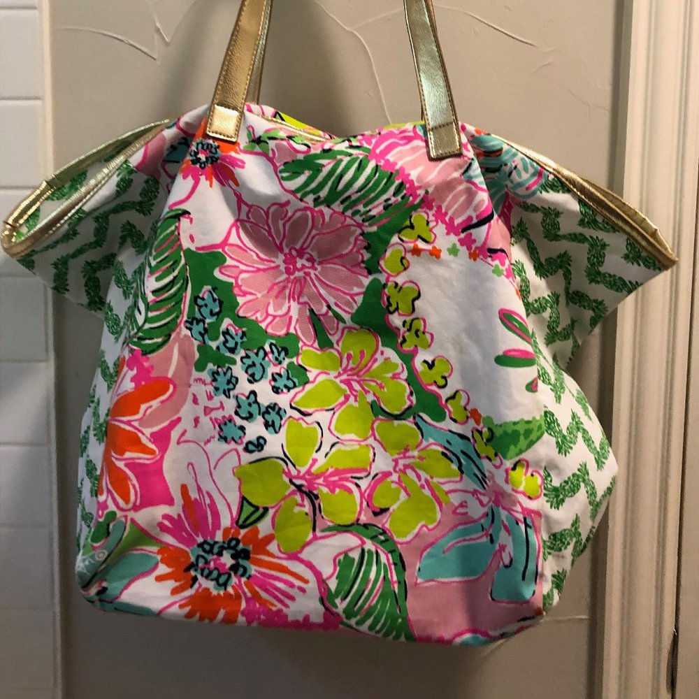 Lilly Pulitzer travel bag